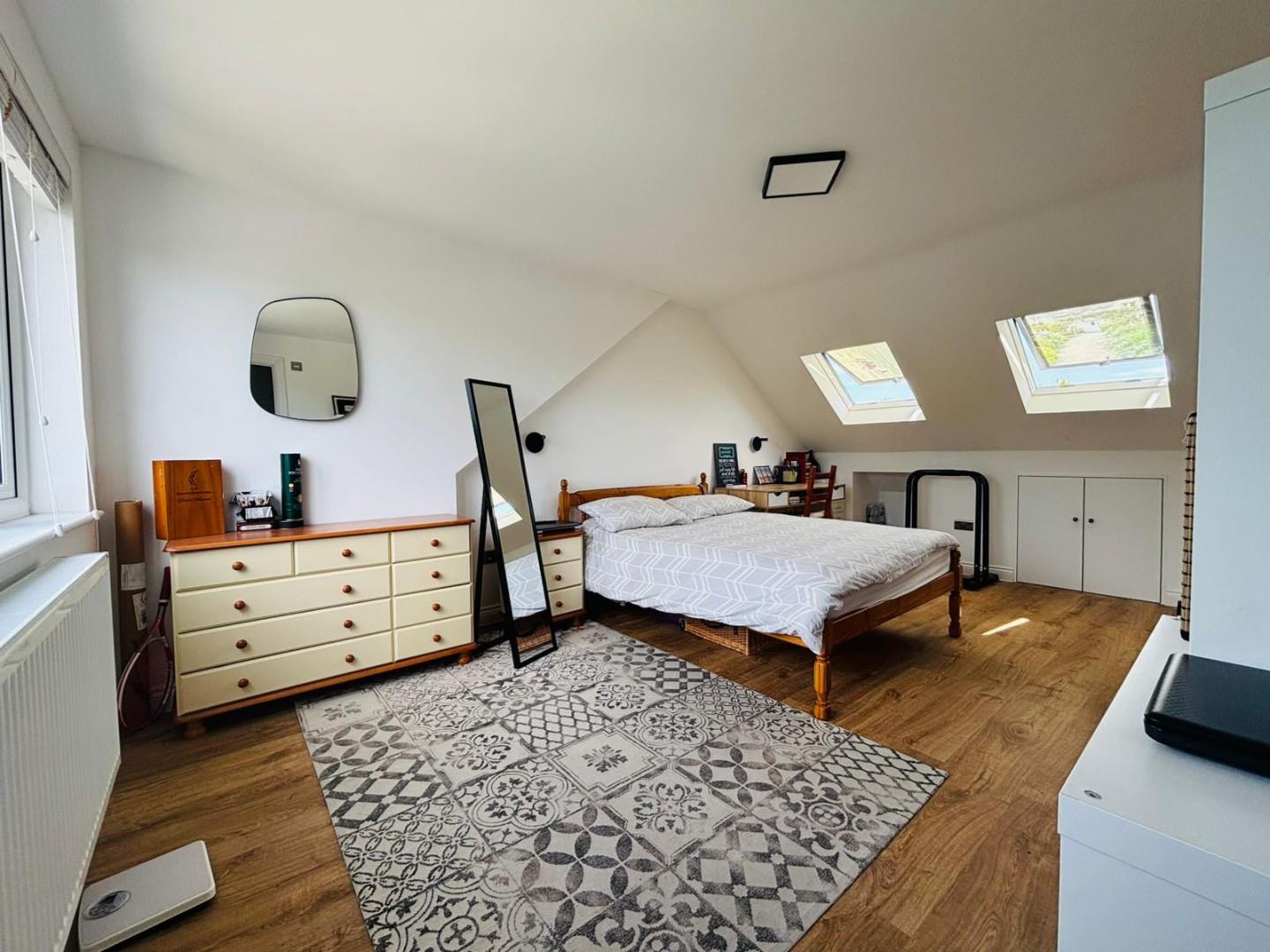 Stoneyfields Lane, Edgware, HA8, Edgware